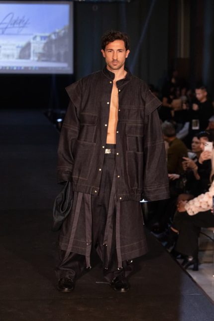 ERROR CODE 01: DISSOCIATION